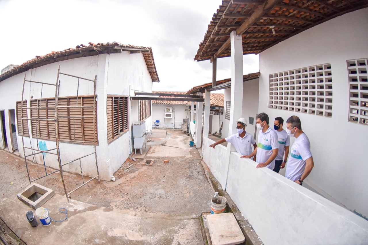 SÃO LUÍS Prefeito Eduardo Braide vistoria obras do programa Escola