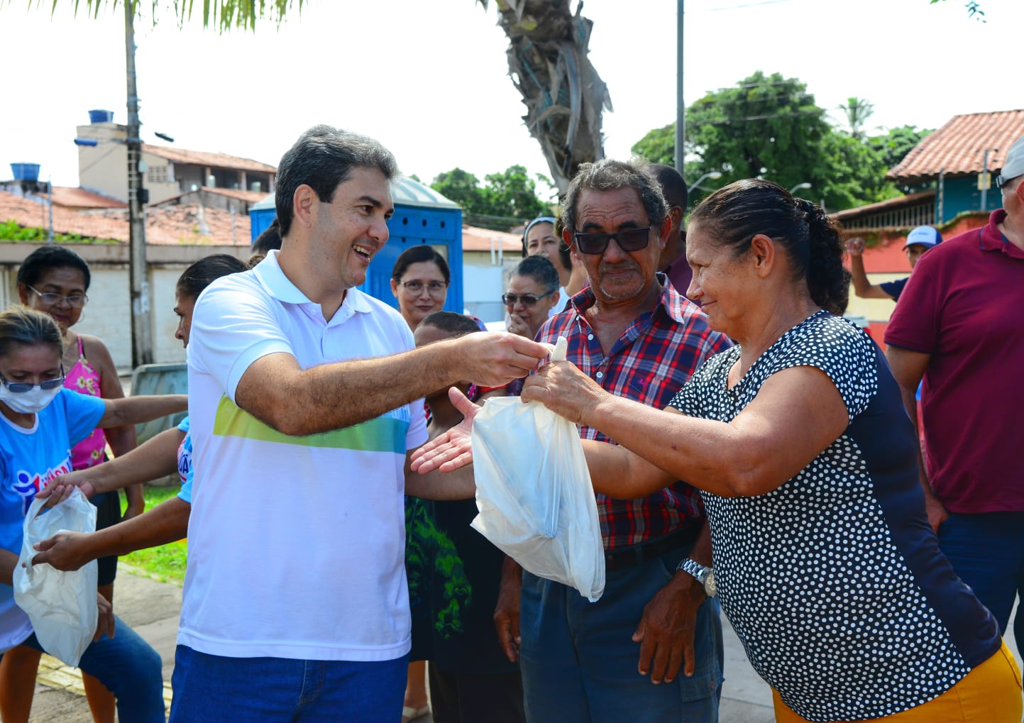 Semana Santa Prefeito Eduardo Braide Entrega Pescados S Fam Lias Em